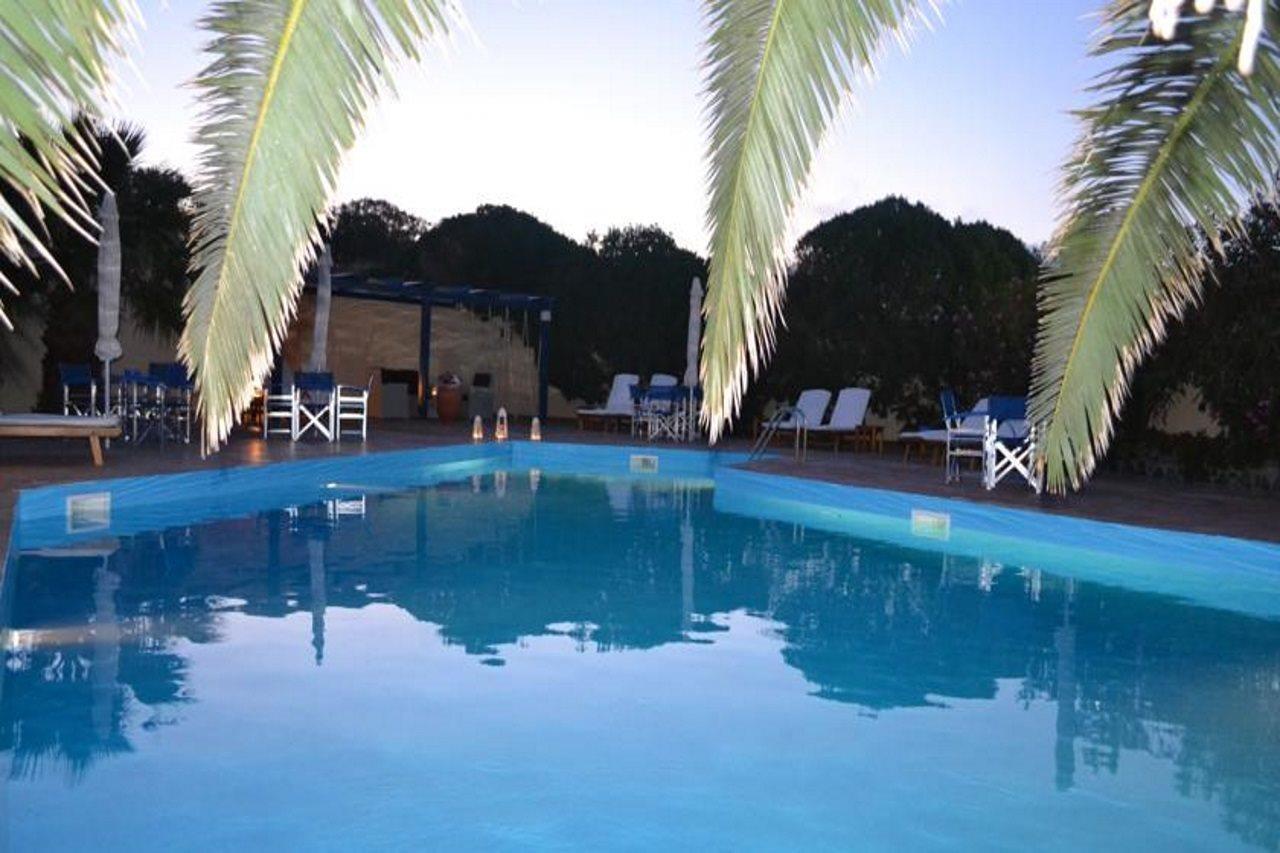 Melina Hotel Fíra Kültér fotó